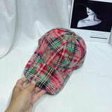 Gorra de Béisbol al Estilo Japonés con Cuadros para Hombres y Mujeres, Gorro Duckbill Retro Versátil Otoño/Invierno