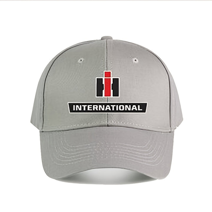 Gorra de Béisbol IH FAN CLUB INTERNATIONAL RED TRACTORS - Ajustable y Transpirable con Logo Audaz, Detalles en y Rojo/Blanco, Estilo Táctico Militar Unisex para Hombres y Mujeres, Lavable a Máquina, Accesorio Casual para Exteriores