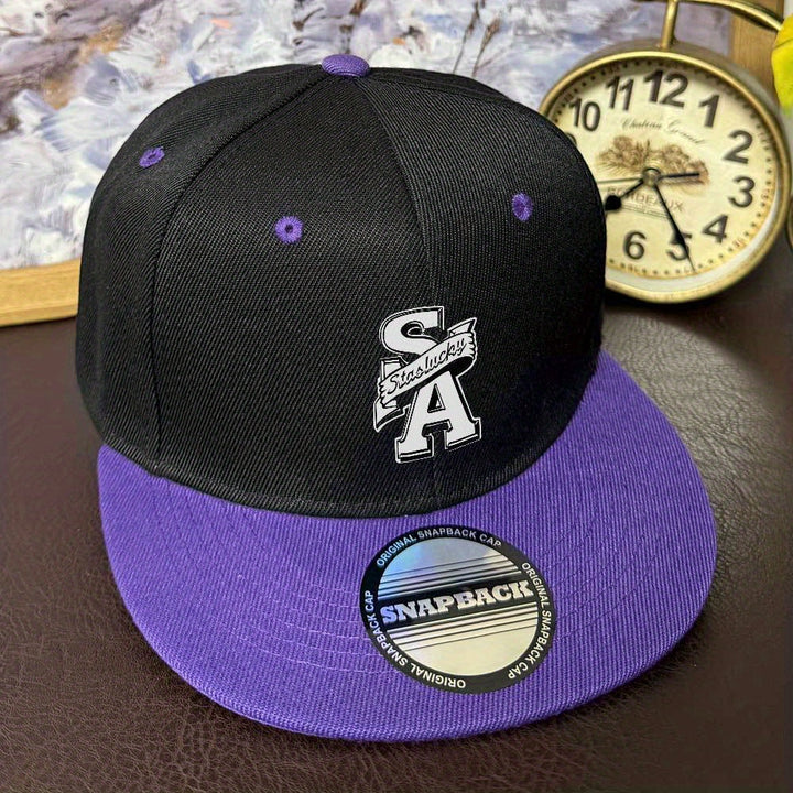 Gorra Ligera y Transpirable para Hombres y Mujeres - Gorra Ajustable Snapback con Diseño de Bloques Morado y Amarillo, Estilo Casual Deportivo para el Día a Día, Fiestas y Actividades al Aire Libre - Lavable en Máquina, Tela Duradera, Moda Unisex, Ideal p