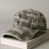 Gorra de Béisbol Tie-Dye para Hombres y Mujeres con Detalles Perforados - Sombrero de Pato Cuadriculado Ligero para Uso Casual al Aire Libre