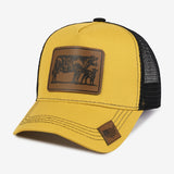 Gorra Trucker Grande de Estilo Europeo con Parches de Malla - Visera Ancha con Estampado Animal de Piel de Vaca, Ligera 50% /, Marrón Pastoral/Beige para Viajes al Aire Libre, Visitas a Granjas y Uso Casual (Ajustable)