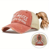 Gorra de béisbol desgastada para mujer con agujero para cola de caballo - Gorra ajustable de snapback para camioneros, ligera y no elástica, ideal para uso diario y Navidad, atuendos casuales, fiestas - Fácil de estilizar con colas de caballo o moños, acc