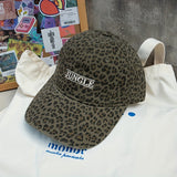 Gorra de Béisbol Unisex de Estilo Japonés con Estampado de Leopardo y Ala Ancha para Circunferencia de Cabeza Grande, Estilo Callejero Fresco, Sombrero de Uso Diario,Estilo Urbano,Diseño de Pico de Pato,Gorra de Moda,Ajuste Cómodo,Sombrero de gran tamaño,