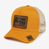 Gorra Trucker Grande de Estilo Europeo con Parches de Malla - Visera Ancha con Estampado Animal de Piel de Vaca, Ligera 50% /, Marrón Pastoral/Beige para Viajes al Aire Libre, Visitas a Granjas y Uso Casual (Ajustable)