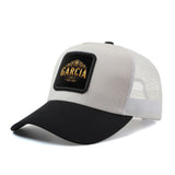 Gorra de Camionero Ajustable con Emblema Familiar Garcia para Hombres y Mujeres - Parte Trasera Transpirable, Gorra Ligera Con Diseño de 6 Paneles Blanco/Rosa//Gris/Beige, Talla Única (54.86-59.94cm) Unisex Casual Deportes al aire libre & Atuendo casual I
