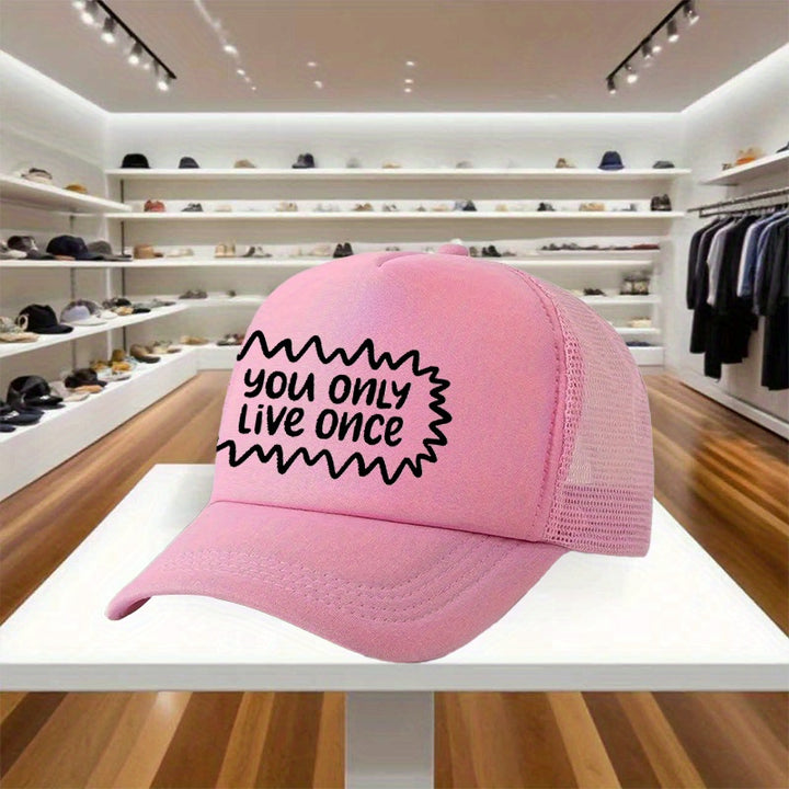 1pc Gorra de Béisbol Unisex Ajustable YOLO (Solo Se Vive Una Vez) - Roja con Logo /Amarillo, Visera Blanca y Visera Curva - Gorra Casual Ligera para Hombres y Mujeres, Fiestas, Cumpleaños, Atuendo Casual - Regalo con Eslogan YOLO