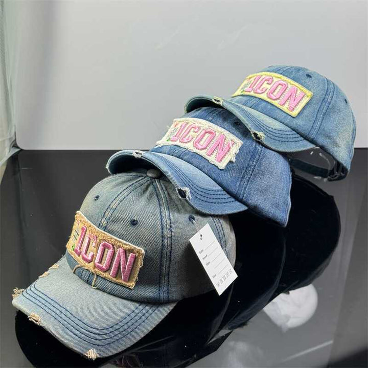 Nueva gorra de béisbol de mezclilla de estilo moderno para mujeres, versátil y elogiada, con un pequeño visor, adecuada para hombres, con letras bordadas de moda y una parte superior suave.
