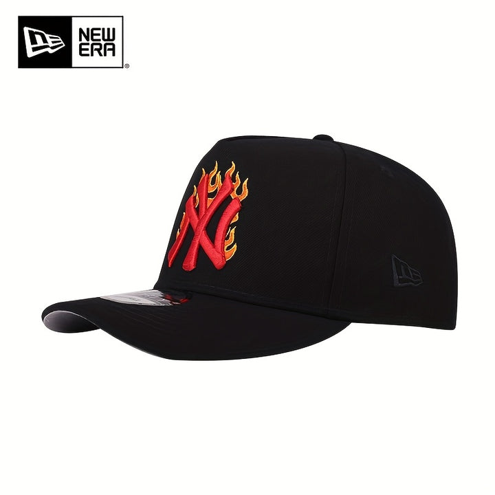 Gorra de béisbol Unisex New Era Black Hard-Top con visera curva y gráfico de llamas rojas y amarillas - Snapback ajustable, ligera y cálida para actividades al aire libre, camping, senderismo, uso casual