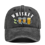 Gorra de Béisbol Vintage con Emblema de Whisky y Vino, Ajustable Snapback, Logo Manual para Estilo Retro, Cata de Vinos, Bares y Fiestas Navideñas - No Elástica, Ideal para Entusiastas del Retro y Seguidores de la Cultura del Vino