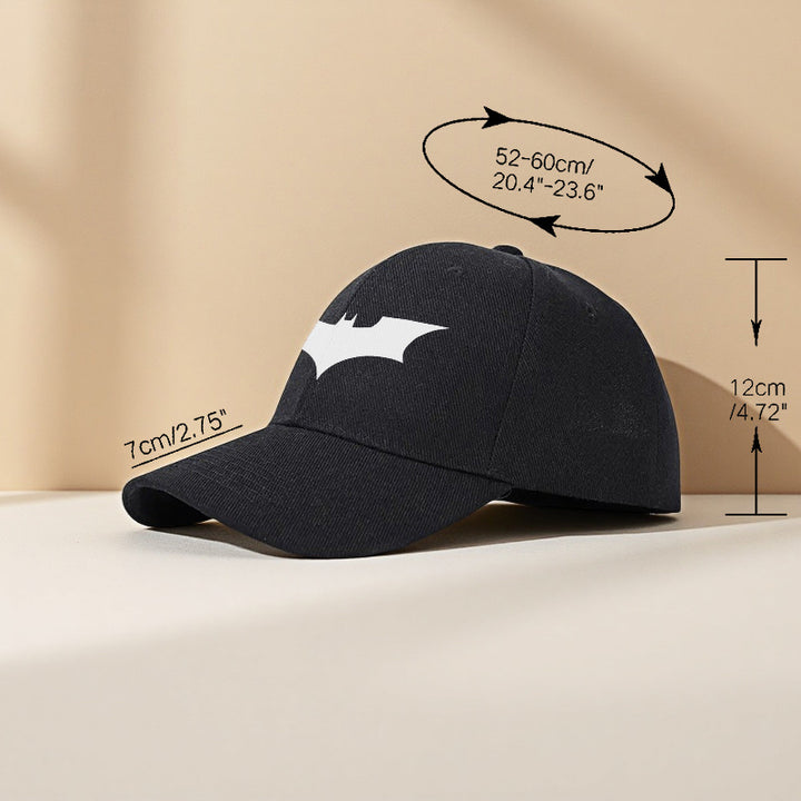 1 pieza de gorra de béisbol con diseño de murciélago WB - Gorra ajustable con cierre para hombres y mujeres, poliéster transpirable, negro con logo blanco DC, gorra de verano divertida, protección solar, ajuste perfecto, ideal para Navidad, 'S Day, Acción