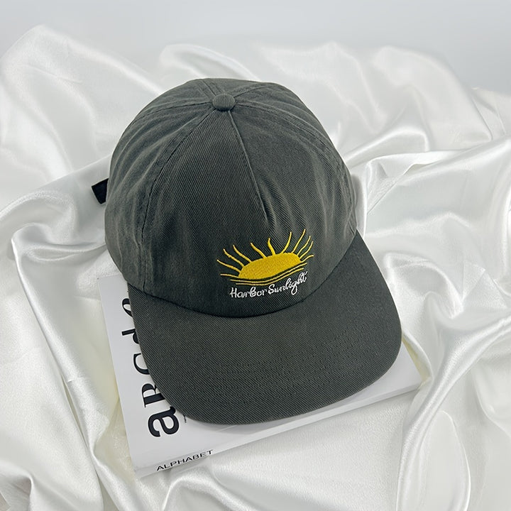 Gorra de Béisbol de Poliéster Bordada, Ajustable y Ligera con Visera Plana para Estilo Urbano, Gorra de Pato Hip-Hop con Diseño de Sol, Lavable a Mano