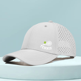 1 Gorra de Tenis de Secado Rápido para Hombre con Raqueta de Tenis y Estampado de Tenis - Parte Trasera de Malla Transpirable, Ajuste Estructurado para Tenis, Golf, Running, Deportes al Aire Libre - Sombrero Casual Ligero para Hombre, Diseño Deportivo, Co