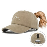 Gorra de Béisbol Ajustable con Bordado 3D para Mujer, Estilo Retro para Senderismo, Viajes y Atuendos Navideños - Gorra de Cola de Caballo para Uso Diario (No Elástica)