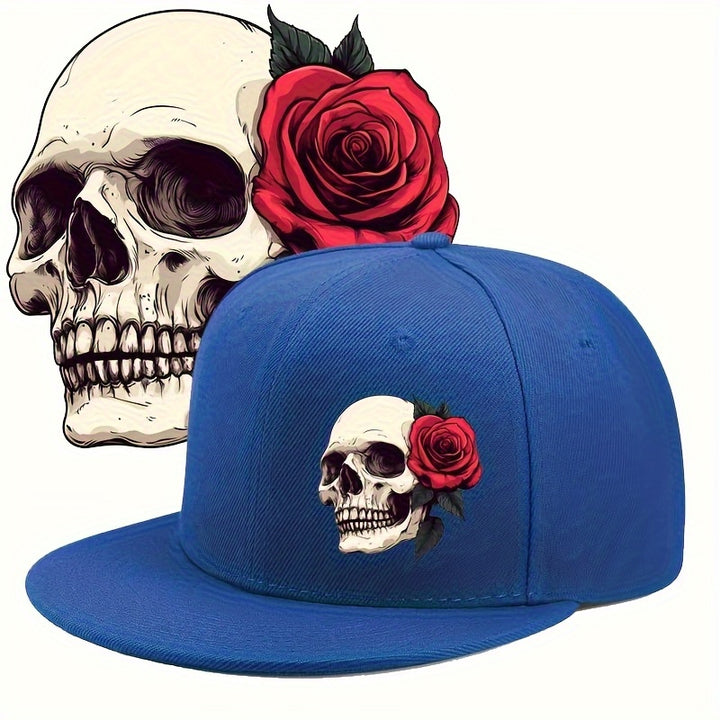 2D Plano - Un sombrero 2D plano con diseño de rosas y calaveras, con una borla lisa de color sólido, lo que lo convierte en una excelente opción de regalo para cualquier persona.