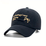 Gorra de béisbol con lazo bordado - Ligera, transpirable, ajuste ajustable para mujeres | Ideal para actividades al aire libre y regalos