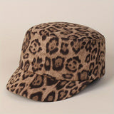 Nueva gorra de béisbol con estampado de leopardo para hombres y mujeres, estilo militar retro, moda europea y americana de tendencia única, elegante sombrero ecuestre.