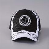 Gorra de Béisbol Bordada con Cierre Ajustable Snapback - Gorra Unisex Transpirable de Poliéster para Hombres y Mujeres, Opciones en Azul y Verde, Ideal para Viajes Casuales o Regalo Navideño