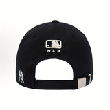 Gorra de Béisbol MLB New York Yankees para Hombres y Mujeres - Gorra Unisex Snapback Negra con Logo Blanco, 100% Poliéster, Ajuste Elástico, Lavable a Mano para San Valentín, Partidos de Fútbol y Mardi Gras