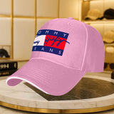 1 Gorra de béisbol para hombre - Sombrero ajustable con cierre a presión y logo rojo y blanco llamativo, ajuste estructurado ligero y transpirable para uso casual y deportivo