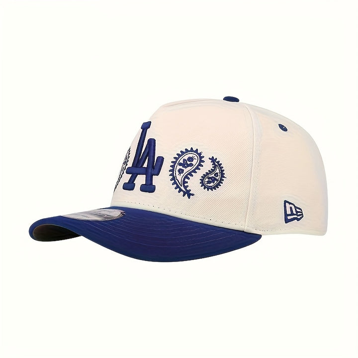 Gorra Snapback de 5 Paneles NEW ERA LA Logo & Inspirada en LA con Letras Azules de LA y Emblema de LA - Gorra Ajustable Unisex para Hombres y Mujeres, Eventos Temáticos, Uso Casual, Fiestas (Licencia Oficial)