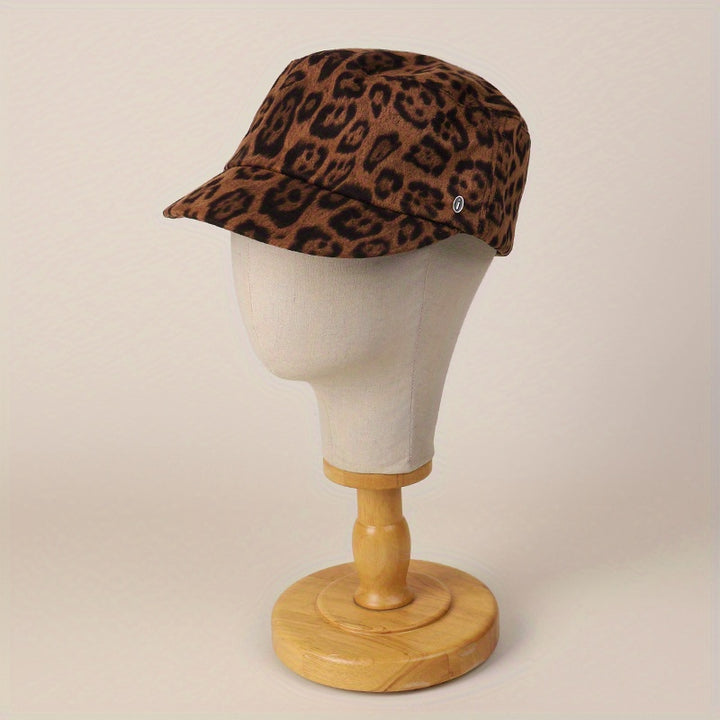 Nueva gorra de béisbol con estampado de leopardo para hombres y mujeres, estilo militar retro, moda europea y americana de tendencia única, elegante sombrero ecuestre.