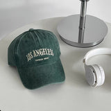 Gorra de Béisbol Retro Gris para Hombres y Mujeres con Logo Decorado - Ajustable Snapback, Ajuste Sin Elasticidad, Lavado a Mano/Seco - Estilo Clásico Americano para Exteriores y Navidad (Unisex)