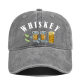 Gorra de Béisbol Vintage con Emblema de Whisky y Vino, Ajustable Snapback, Logo Manual para Estilo Retro, Cata de Vinos, Bares y Fiestas Navideñas - No Elástica, Ideal para Entusiastas del Retro y Seguidores de la Cultura del Vino