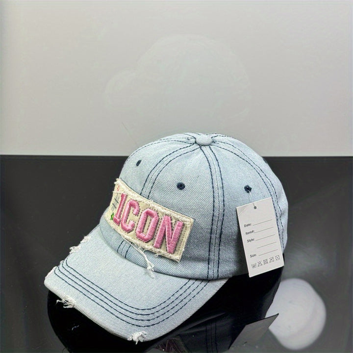 Nueva gorra de béisbol de mezclilla de estilo moderno para mujeres, versátil y elogiada, con un pequeño visor, adecuada para hombres, con letras bordadas de moda y una parte superior suave.