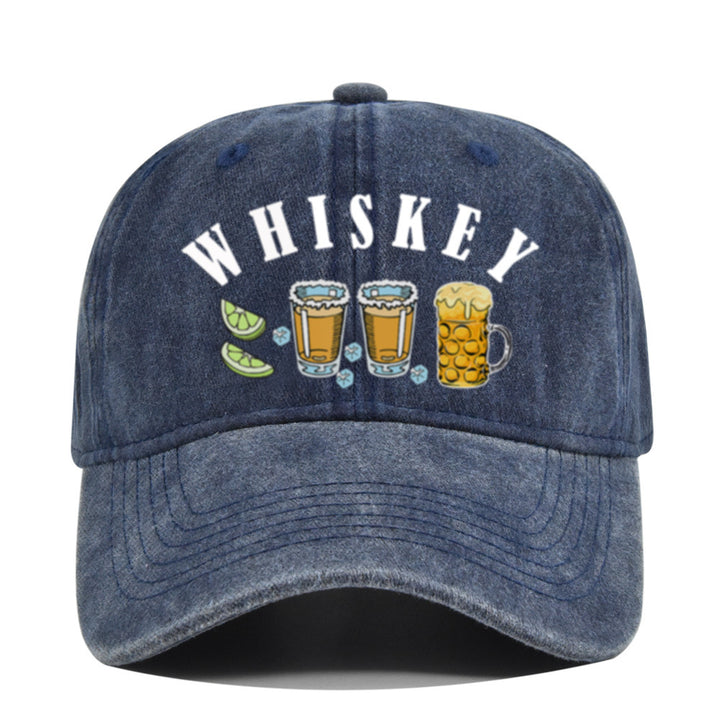 Gorra de Béisbol Vintage con Emblema de Whisky y Vino, Ajustable Snapback, Logo Manual para Estilo Retro, Cata de Vinos, Bares y Fiestas Navideñas - No Elástica, Ideal para Entusiastas del Retro y Seguidores de la Cultura del Vino