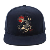 1 pieza, gorra de béisbol japonesa con peces koi y flores de cerezo - Gorra negra con sol rojo, cierre ajustable de snapback, ala plana ligera y no elástica para hombres y mujeres - Calle Y2K, anime, cosplay, uso diario - Gorra de exterior para todas las
