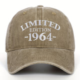 Gorra de Béisbol Bordada Edición Limitada 1964, Visera Curva Ajustable, Ideal para Uso Casual y Ocasiones Especiales como el Día de la Madre/Día del Padre, Apta para Hombres y Mujeres