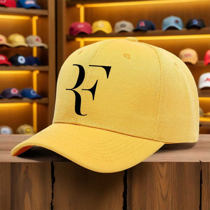 Gorra Trucker para Hombre con Estampado de Logo RF - Gorra Deportiva Negra en Contraste Blanco y Letras Rojas, Ligera y Ajuste Estructurado Ideal para Tenis, Baloncesto, Skateboarding, Hip Hop & Actividades al Aire Libre Casuales - Lavable a Máquina, Perf