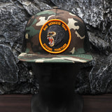 Gorra de camuflaje con bordado Wild Plg - Espalda de malla transpirable, ajuste ajustable, negro con patrón de camuflaje, estilo hip-hop de ropa de calle, perfecta para el Día de la Independencia y atuendos casuales, gorra casual | Diseño de camuflaje | G