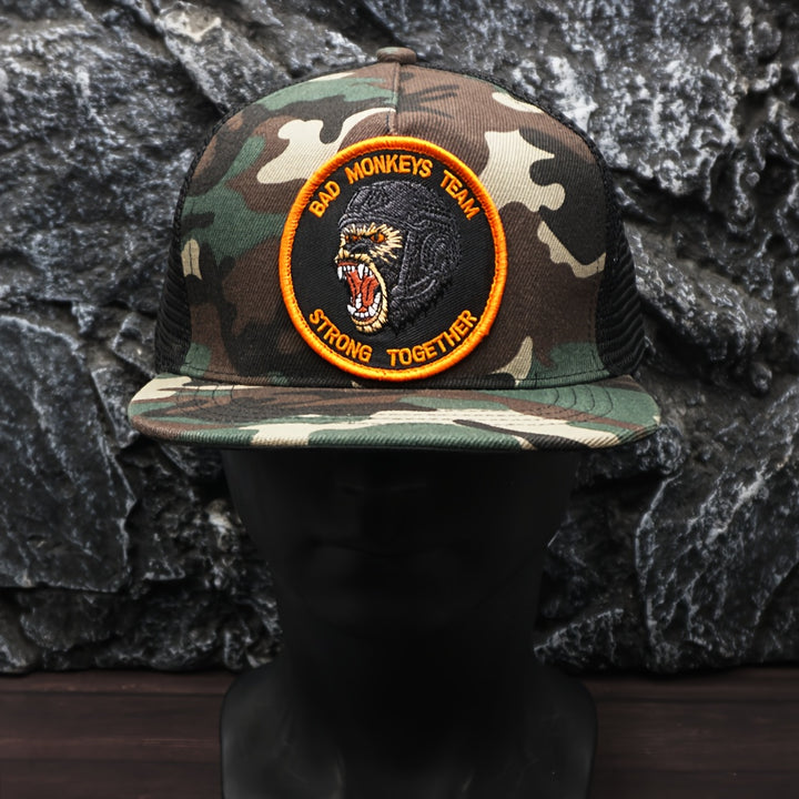 Gorra de camuflaje con bordado Wild Plg - Espalda de malla transpirable, ajuste ajustable, negro con patrón de camuflaje, estilo hip-hop de ropa de calle, perfecta para el Día de la Independencia y atuendos casuales, gorra casual | Diseño de camuflaje | G