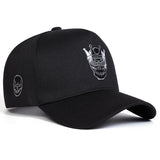 Gorra de Béisbol para Hombre con Corona de Calavera - Sombrero Ajustable de 5 Paneles con Visera Plana, Poliéster Ligero, Negra con Logo Blanco, Perfecta para Actividades al Aire Libre de Primavera/Verano, Viajes y Fiestas en la Playa, Accesorios de Playa