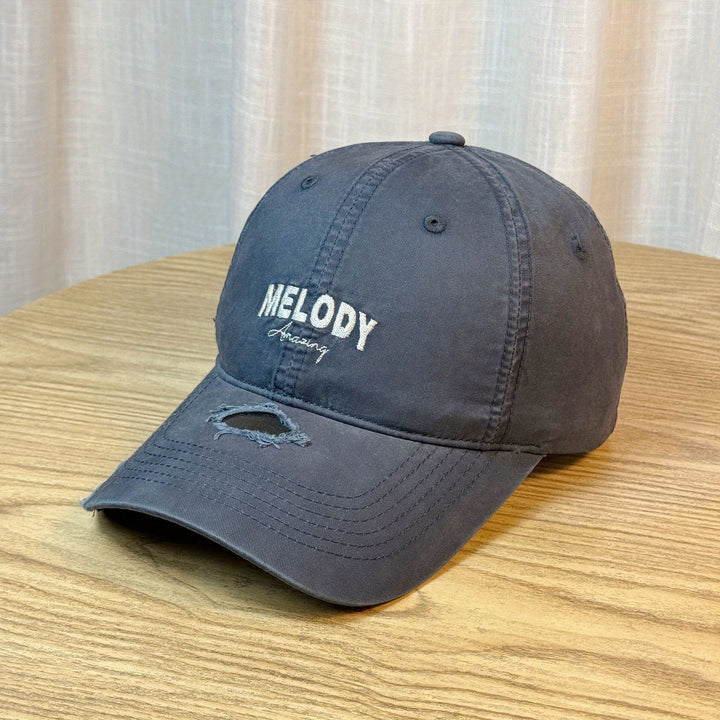 Gorra de Béisbol Unisex con Bordado de Letras - Snapback Ajustable, Poliéster Ligero, Azul Oscuro con Costura Blanca y Bordado de Melodía, Perfecta para Atuendos de Primavera y Verano, Accesorio Casual | Gorra de Béisbol de Moda | Sombrero Ligero