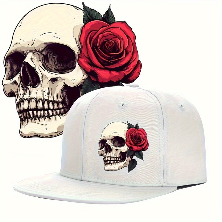 2D Plano - Un sombrero 2D plano con diseño de rosas y calaveras, con una borla lisa de color sólido, lo que lo convierte en una excelente opción de regalo para cualquier persona.