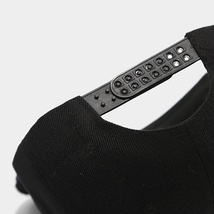 Gorra de béisbol con diseño de sonrisa diabólica de anime, ajustable con cierre trasero y visera plana, 100% poliéster transpirable, unisex, casual, para hombres y mujeres, ideal para uso en todas las estaciones, festivales y baile