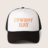 Gorra de béisbol con bordado COWBOY, ajustable con cierre de clic, espalda de malla transpirable, ligera y elegante para mujeres, golf y uso casual - Blanco con letras naranjas, borde negro, perfecta para la moda de verano, sombrero de vaquero.