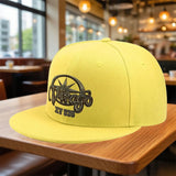 La gorra plana clásica Virago XV535 está diseñada para la moda urbana hip-hop, ideal para un look casual para todos. Atrae a los amantes de la moda que aprecian el estilo callejero durante todo el año. Gorra plana sin visera, gorra plana Ice, súper cute y