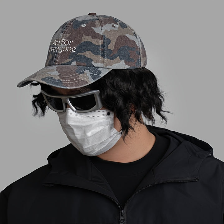 Gorra de Béisbol Estilo Japonés con Bordado de Letras y Diseño Camuflaje Desgastado para Hombres y Mujeres