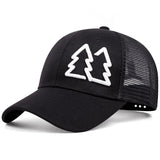 Gorra Trucker Bordada con Árbol de Pino para Hombre y Mujer - Parte Trasera de Malla Transpirable, Cierre Ajustable con Cierre a Presión, Gorra Ligera para Todas las Estaciones con Diseño de Árbol de Pino, Sombrero Casual