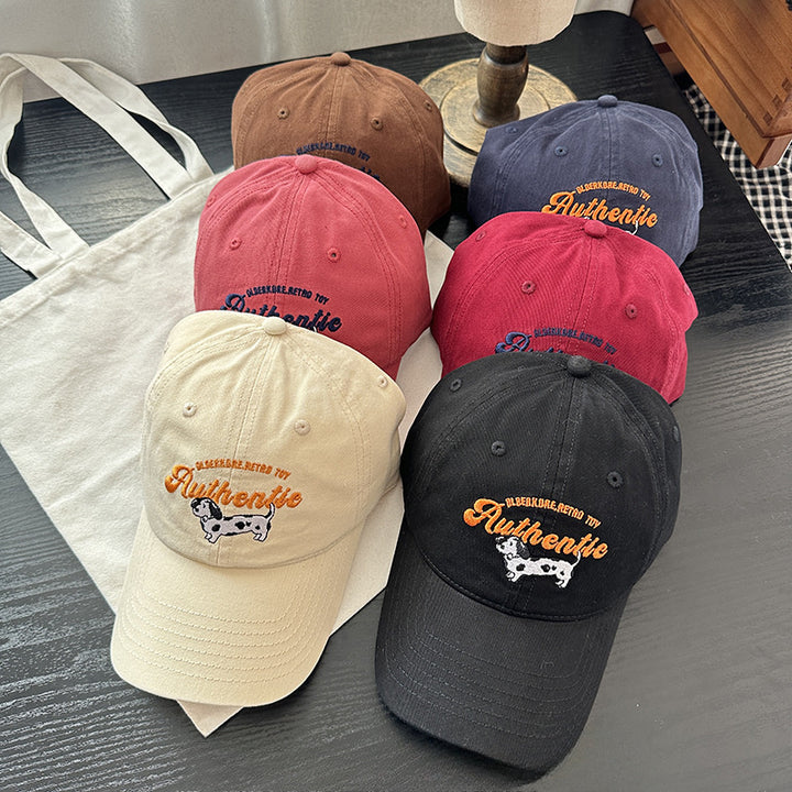 La autenticidad es un sueño para los amantes de los perros - Gorra de béisbol bordada para mujer con diseño de perro, protección solar, ajuste ajustable, material de algodón en beige, marrón, azul marino, rojo, negro, gorra casual | Diseño juguetón | Deta