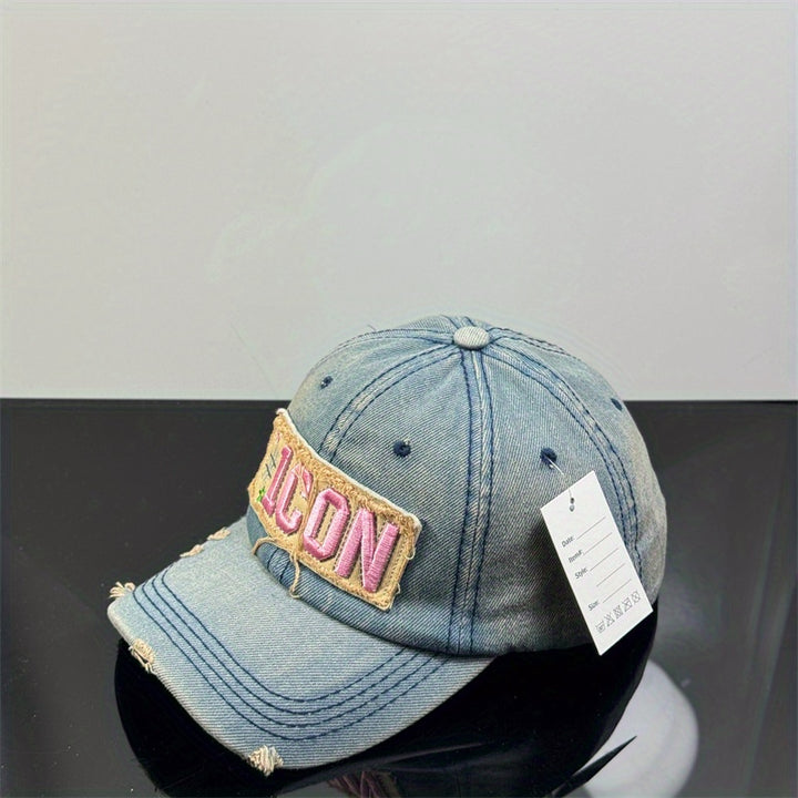 Nueva gorra de béisbol de mezclilla de estilo moderno para mujeres, versátil y elogiada, con un pequeño visor, adecuada para hombres, con letras bordadas de moda y una parte superior suave.