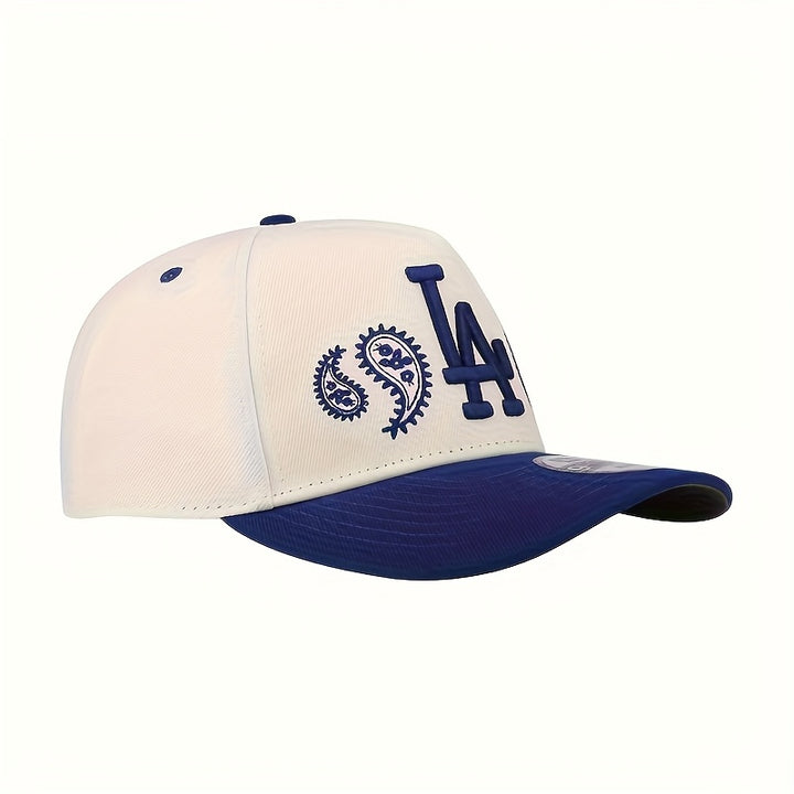 Gorra Snapback de 5 Paneles NEW ERA LA Logo & Inspirada en LA con Letras Azules de LA y Emblema de LA - Gorra Ajustable Unisex para Hombres y Mujeres, Eventos Temáticos, Uso Casual, Fiestas (Licencia Oficial)