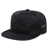Gorra de béisbol snapback negra y roja con diseño en relieve de 58.42 cm, poliéster suave, parte trasera de malla transpirable, ajuste adaptable para deportes y uso casual, accesorio de moda, gorra duradera