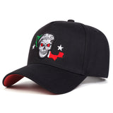 Gorra de Béisbol de 5 Paneles para Hombres con Hebilla Ajustable - Ligera para Primavera/Otoño, Emblema de Calavera Icónico y Diseño de Parte Superior Redonda, Gorra Casual para Viajes al Aire Libre (Sin Malla, Diseño Icónico) - Fácil de Cuidar para Estil