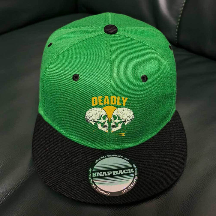 Gorra de béisbol de dos tonos, revolución de ropa de calle unisex 2025 - ajustable con cierre de clic, ligera y transpirable, poliéster, estampado de calavera retro, diseño negro y rojo para hombres y mujeres, lavable en máquina, ropa de cabeza casual, go