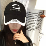 Gorra de béisbol retro de moda para niños, adecuada para parejas, con un ala ancha que se adapta a caras grandes y pequeñas.