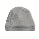 1 Gorro Retro Street Hip-Hop - Estampado de Letras Rojas Abstractas, Ajuste Elástico, Ligero y Lavable a Máquina, Accesorio Unisex para Hombres y Mujeres en Primavera/Verano